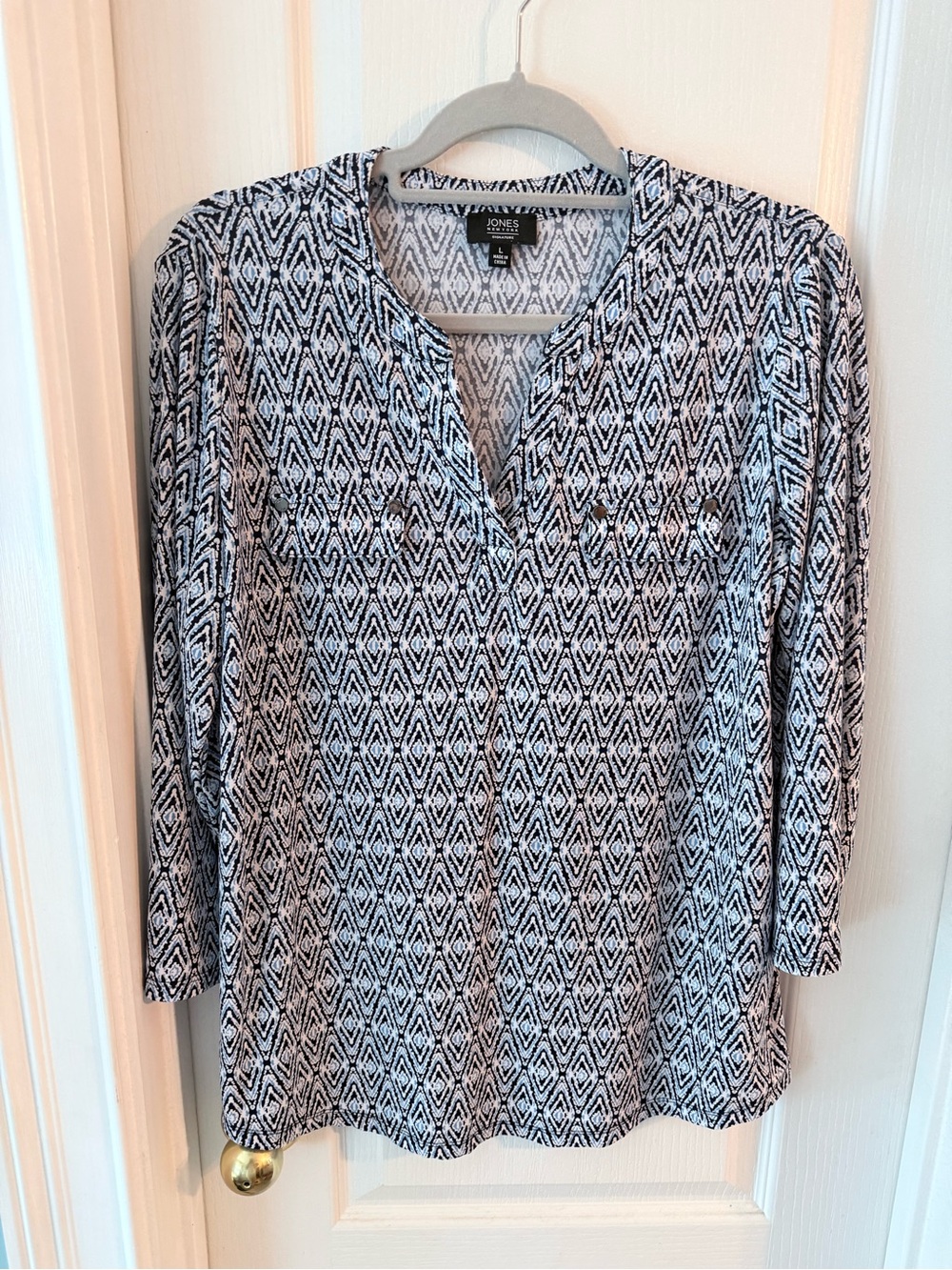 Jones New York Blue & White Diamond-Print V-Neck Tunic